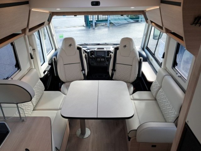 Rapido 8066 DF - Photo 5