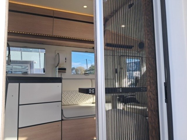 Rapido 8066 DF - Photo 8