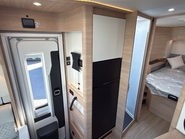 Rapido 8096 DF - Photo 10