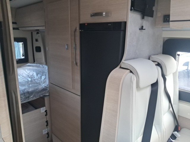 Rapido Van V55 v 55 - Photo 6