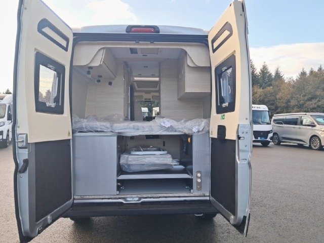 Rapido Van V55 v 55 - Photo 11