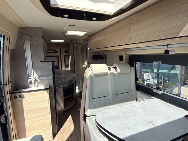 Rapido Van V62 v 62 65 ans - Photo 5