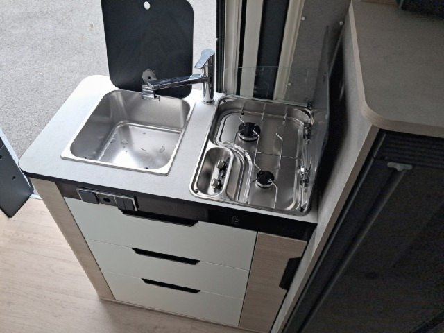 Rapido Van V68 v 68 - Photo 6