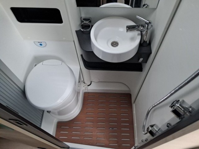 Rapido Van V68 v 68 - Photo 9