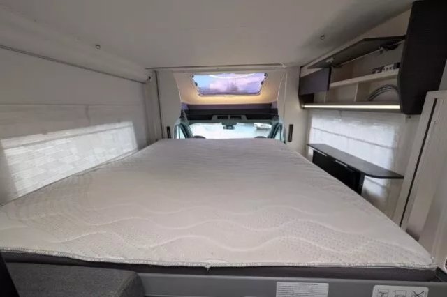 Challenger 240 Open Edition - Photo 10