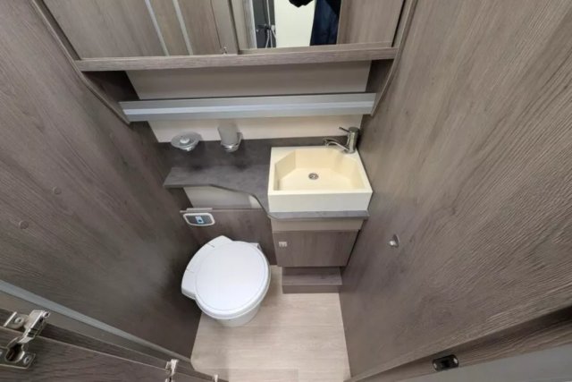 Challenger Graphite 358 - Photo 5