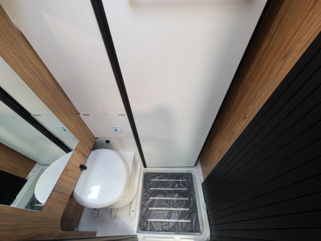 Font Vendome Duo Van Elegance duovan garage - Photo 8