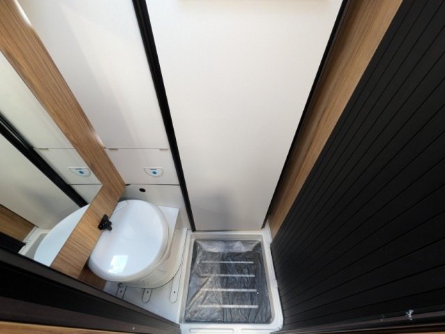 Font Vendome Leader Camp Elegance - Photo 3