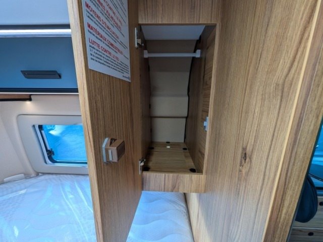 Font Vendome Leader Camp Elegance - Photo 4