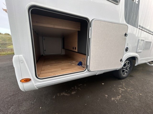 Pilote P 740 FC Evidence - Photo 12