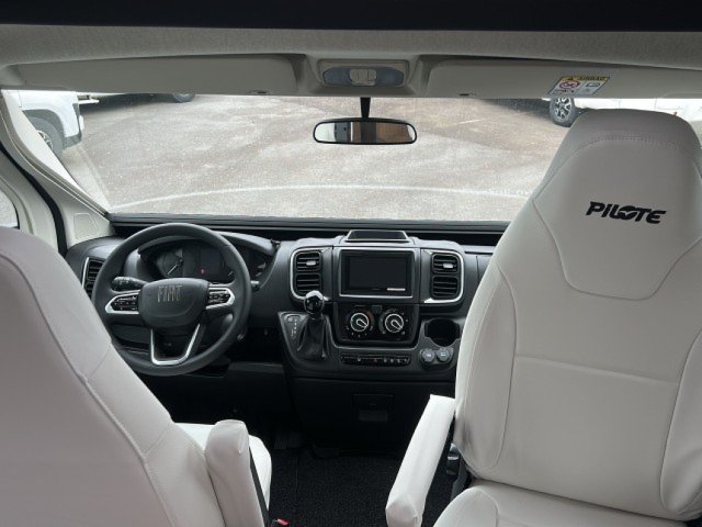 Pilote P 740 FGJ Evidence - Photo 2
