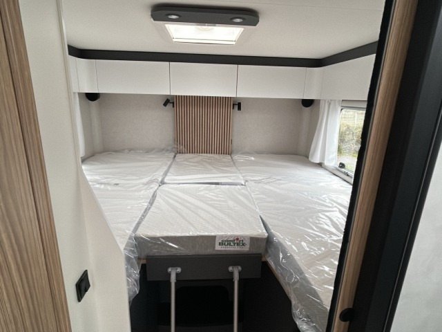 Pilote P 740 FGJ Evidence - Photo 6