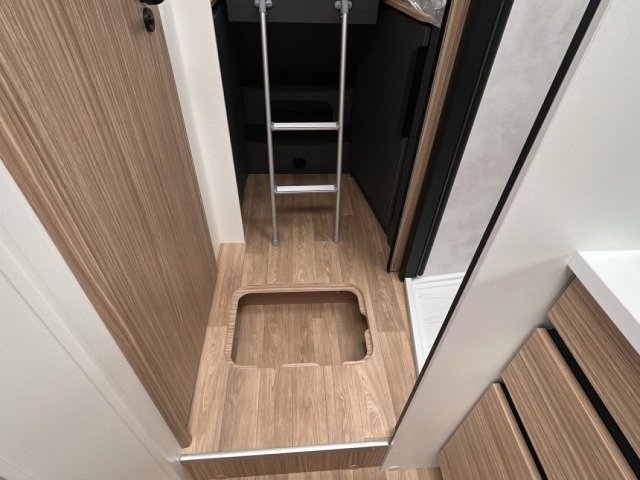 Pilote P 740 FGJ Evidence - Photo 11