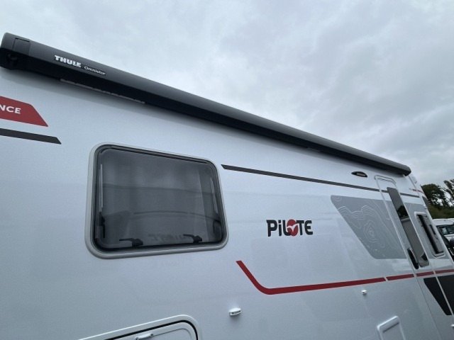 Pilote P 740 FGJ Evidence - Photo 17