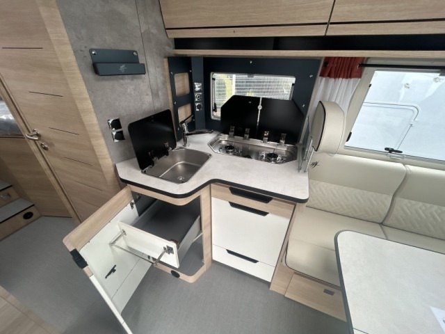 Rapido 8066 DF Ultimate Line - Photo 14