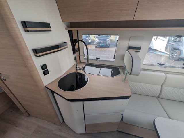 Rapido 8096 DF - Photo 3