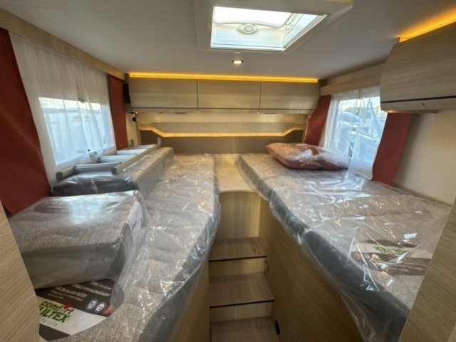 Rapido C55i c 55 i 65 ans - Photo 8