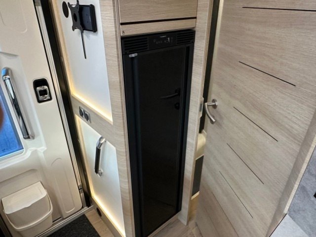 Rapido C86 c 86 i 65 ans - Photo 7