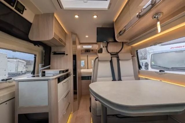 Rapido Van V55 - Photo 3