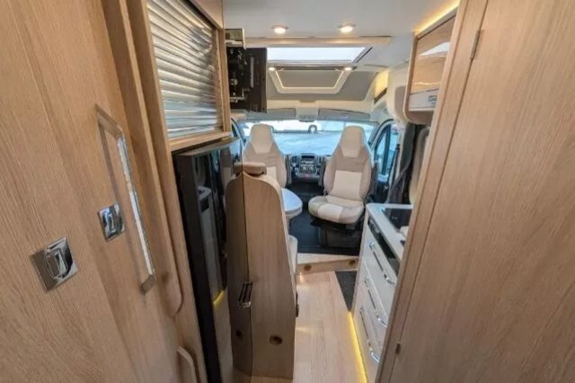 Rapido Van V55 - Photo 11