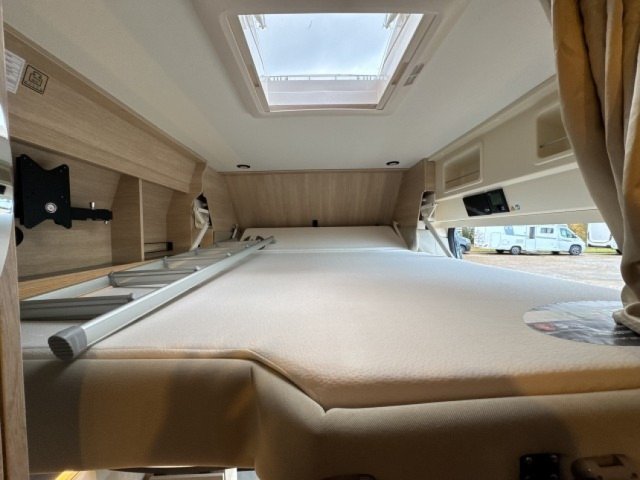 Rapido Van V65 XL v 65 - Photo 11