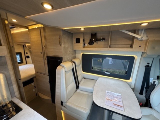 Rapido Van V65 XL v 65 - Photo 12