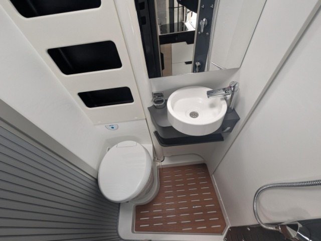 Rapido Van V68 v 68 - Photo 4