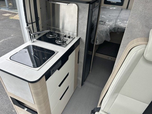 Rapido Van V68 v 68 - Photo 7