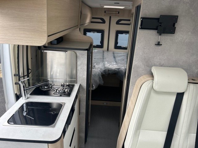 Rapido Van V68 v 68 - Photo 15