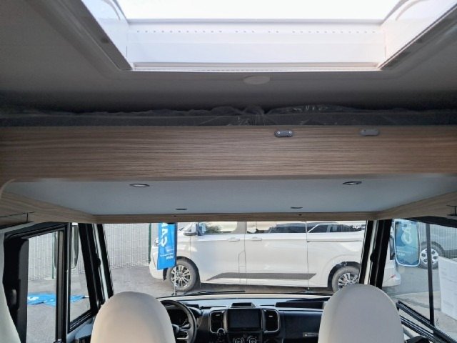 Bavaria Initial I720FC Nomade i 720 fc - Photo 5