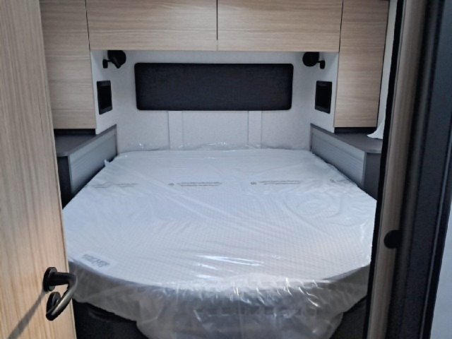 Bavaria Initial I720FC Nomade i 720 fc - Photo 8