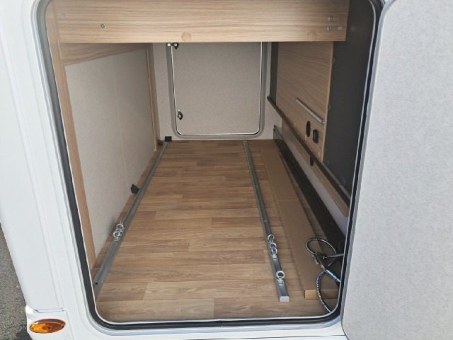 Bavaria Initial I720FC Unik i 720 fc - Photo 11