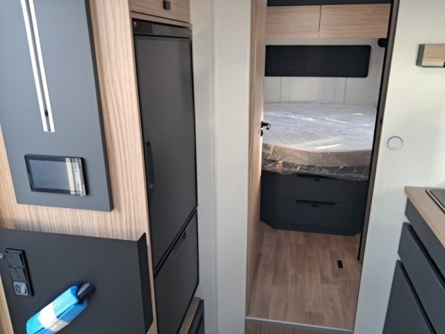 Bavaria Initial I740FC Nomade i 740 fc - Photo 7