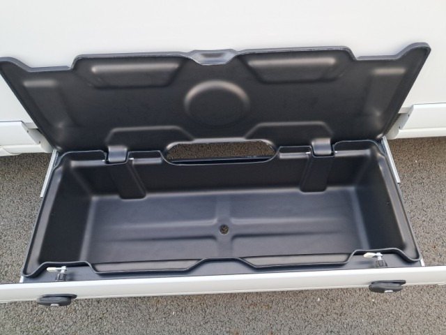 Bavaria Initial I740FC Nomade i 740 fc - Photo 13