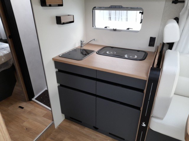 Bavaria Initial I740FC Style i 740 fc - Photo 6