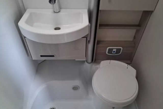 Burstner Nexxo T 700 van t700 - Photo 7