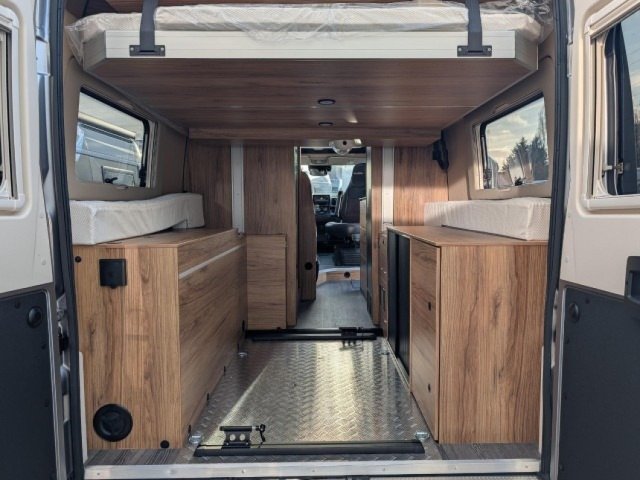 Font Vendome Duo Van Elegance duovan garage - Photo 12