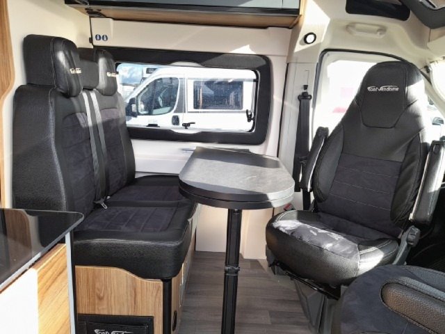 Font Vendome Leader Camp Elegance - Photo 4