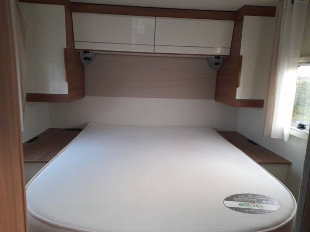 Pilote P 746 FC Essentiel - Photo 9