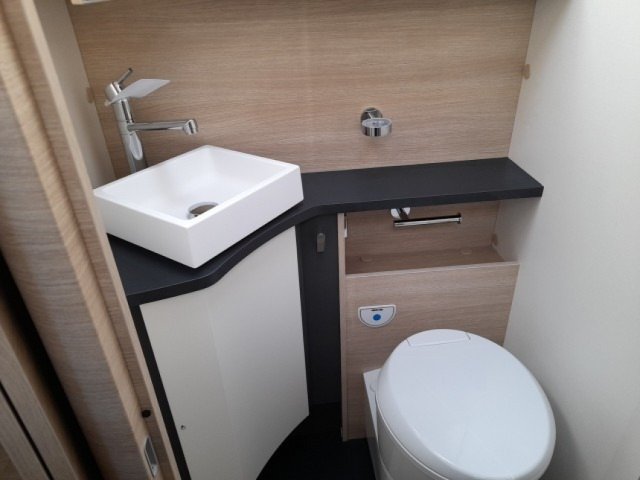 Rapido C86 c 86 i 65 ans - Photo 6