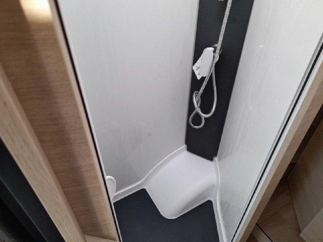 Rapido C86 c 86 i 65 ans - Photo 9