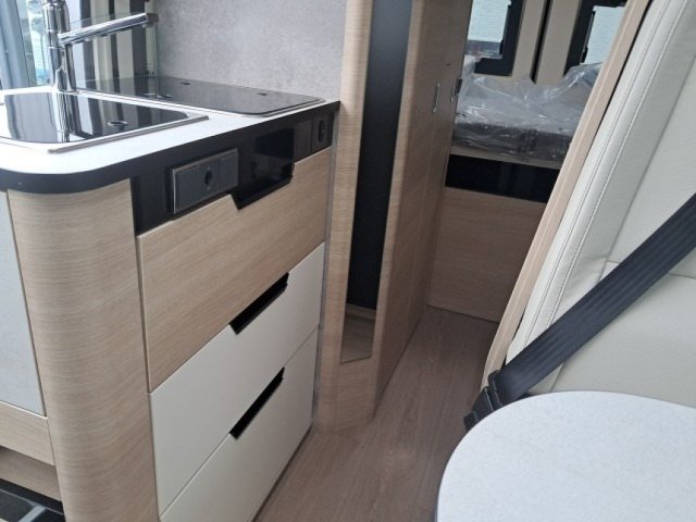 Rapido Van V55 v 55 - Photo 6