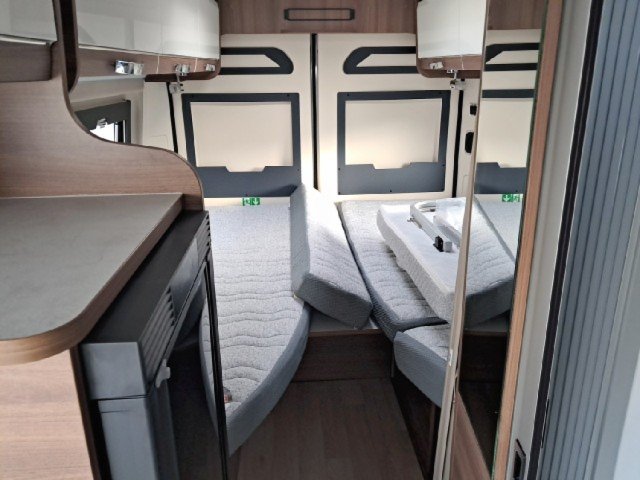 Rapido Van V68 v 68 - Photo 7