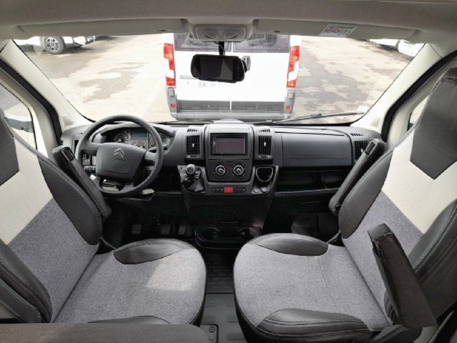 Sunlight T 69 S - Photo 3