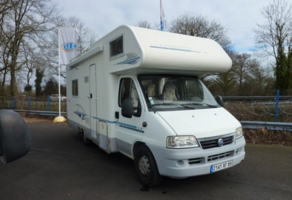 Adria Coral Axess 670 Sk