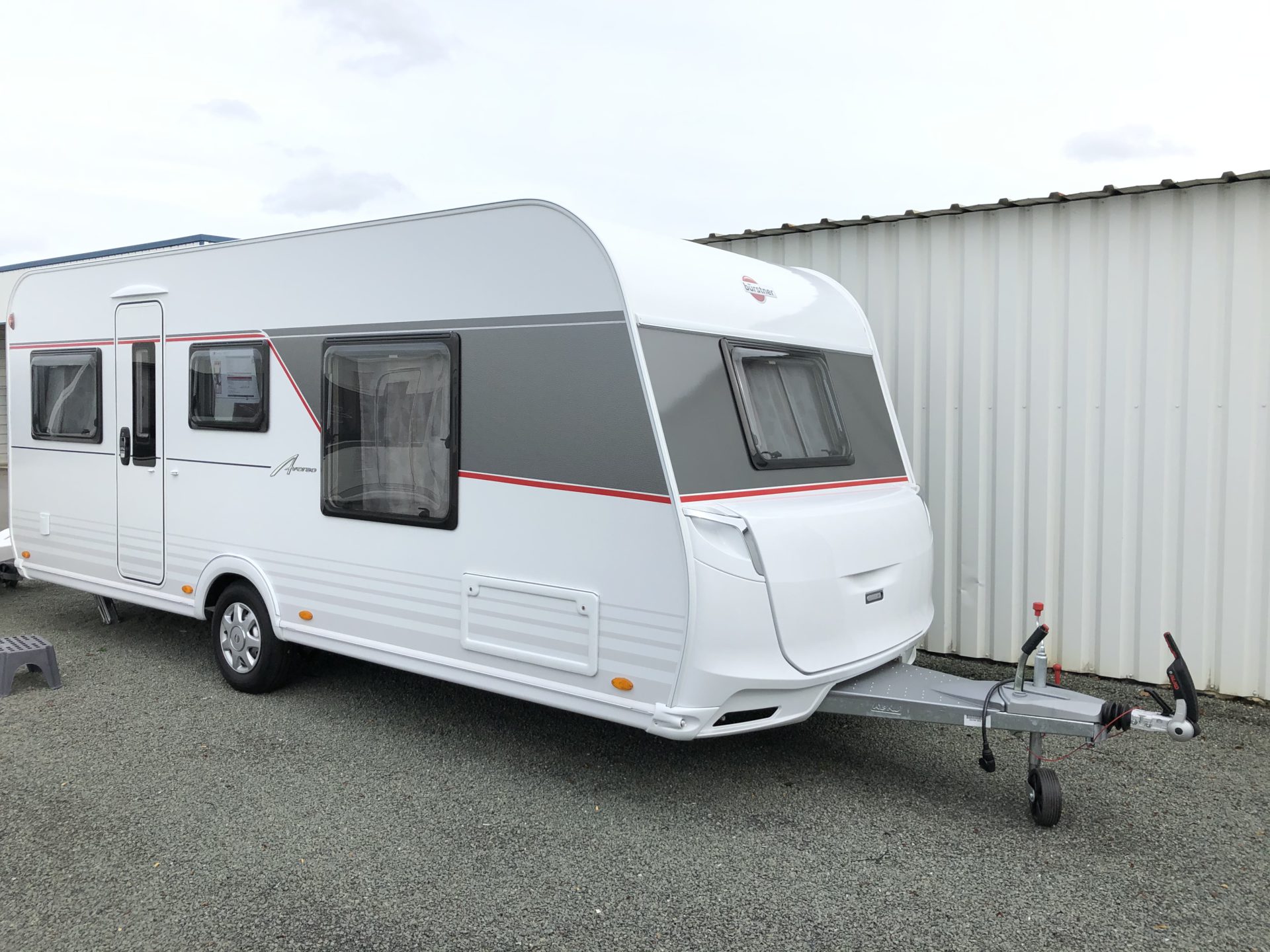 Burstner Averso 485 Ts neuf de 2020 Caravane en vente à ST ETIENNE DE MONTLUC (Loire