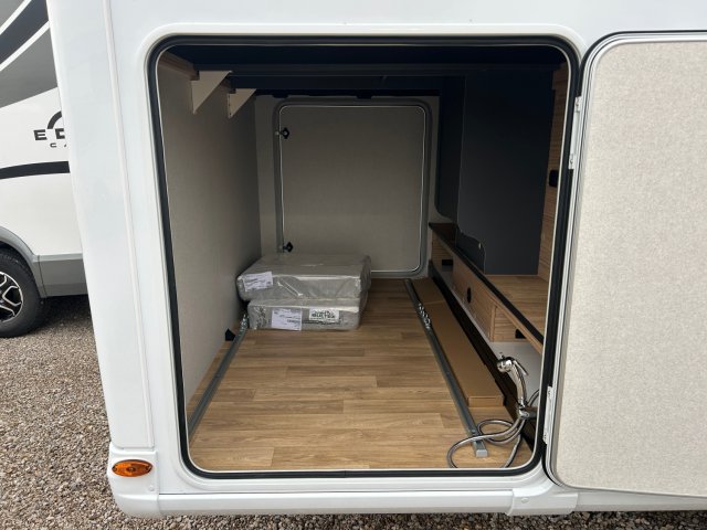 Bavaria Initial I740FGJ Nomade - Photo 3