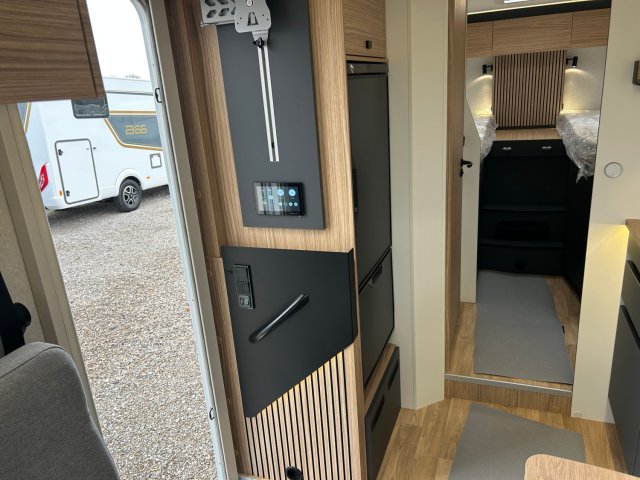 Bavaria Initial I740FGJ Nomade - Photo 10