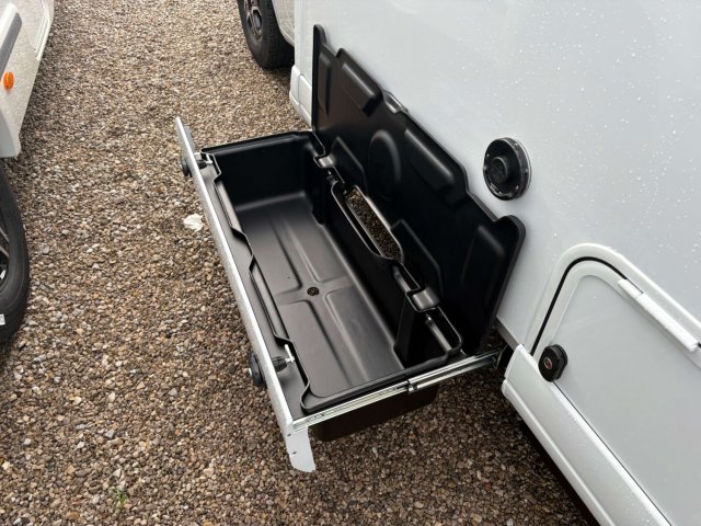 Bavaria T720FC Intense - Photo 3