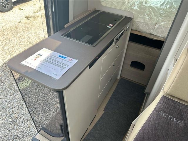 Burstner Lineo C 590 - Photo 6